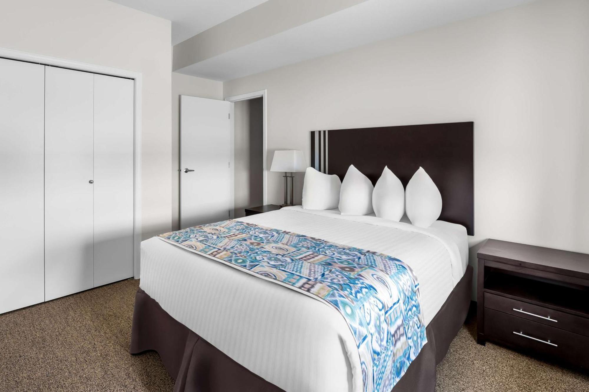 Surestay Studio By Best Western Hardisty Luaran gambar